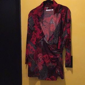 Beautiful Never worn Womans top